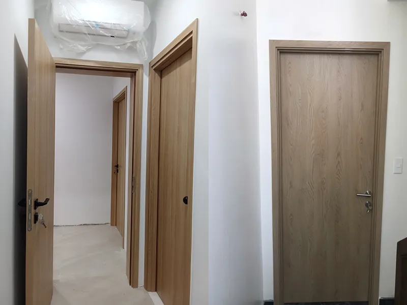 Báo giá cửa gỗ công nghiệp 